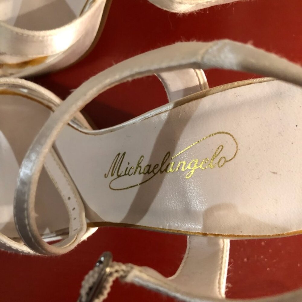 Michaelangelo Britney Satin white heel sandals, 3.75 inch heels, Size 6M - Picture 2 of 7
